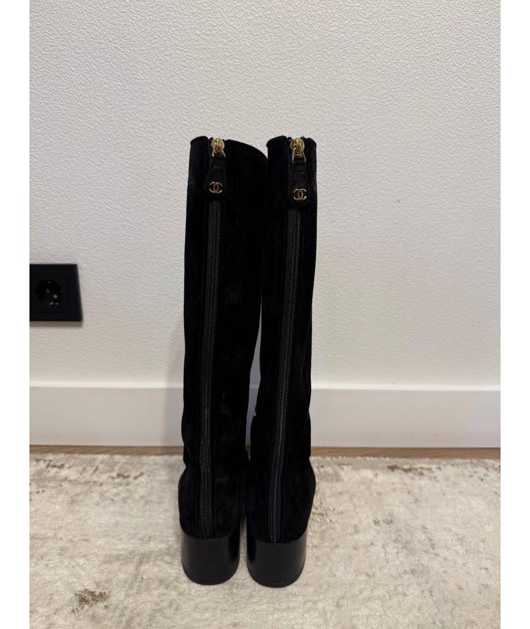 CHANEL Черные замшевые сапоги, фото 4