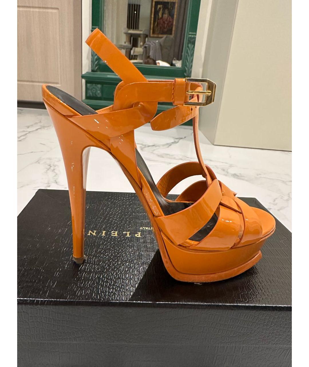 SAINT LAURENT Оранжевое босоножки из лакированной кожи, фото 8