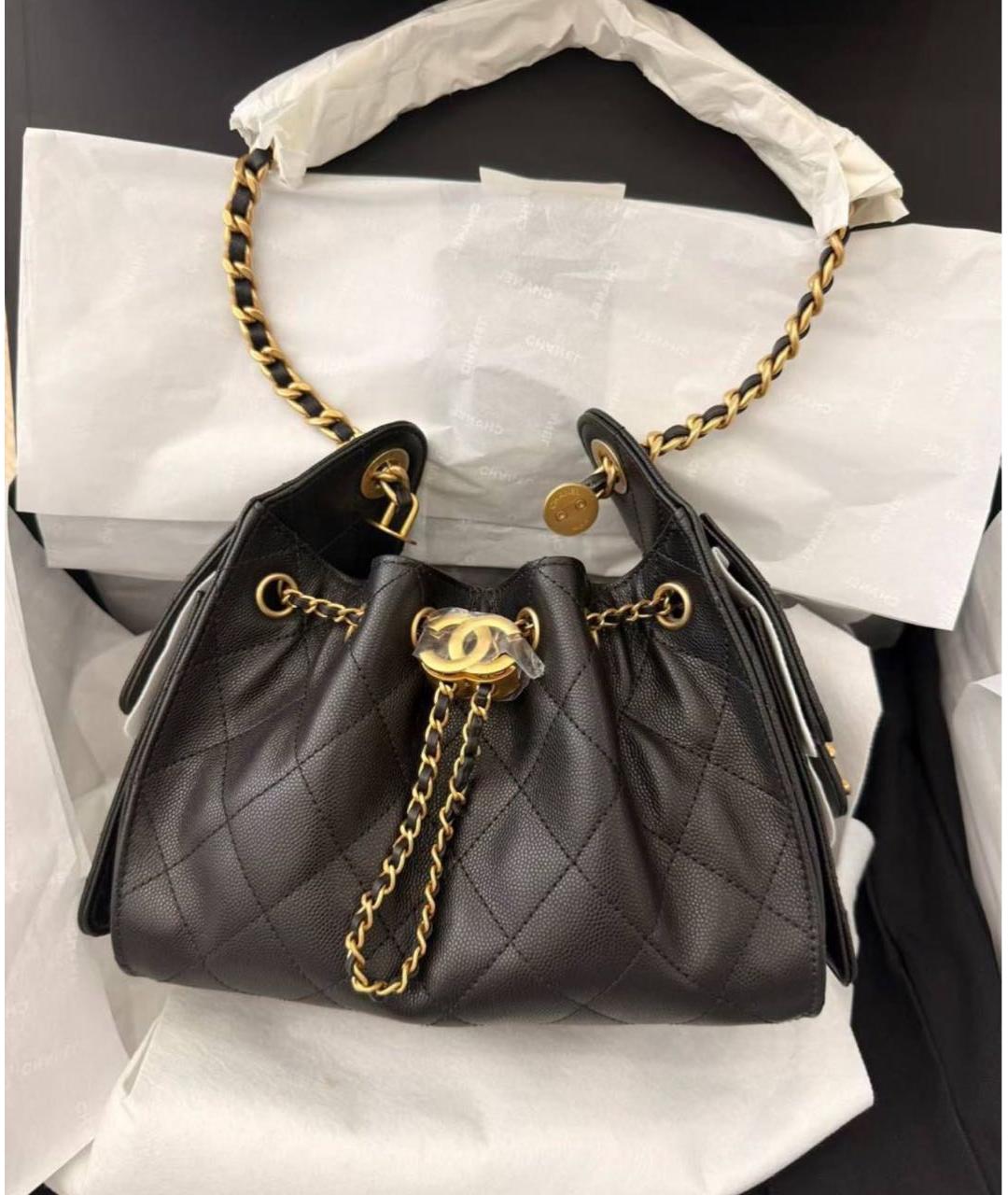 CHANEL Черная кожаная сумка через плечо, фото 1