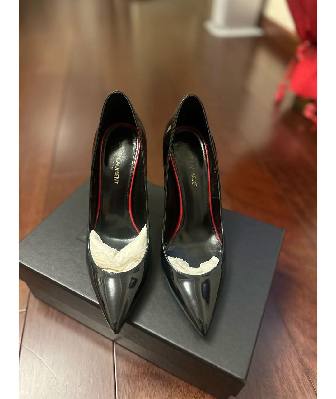 SAINT LAURENT Черные туфли из лакированной кожи, фото 2