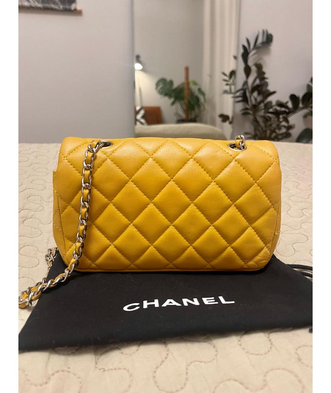 CHANEL Желтая кожаная сумка через плечо, фото 2