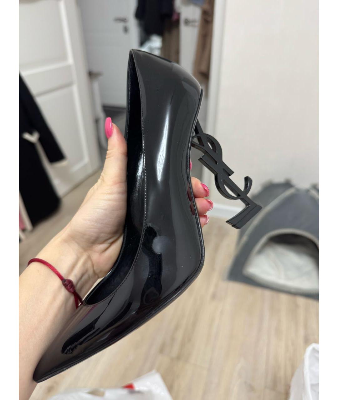 SAINT LAURENT Черные туфли из лакированной кожи, фото 3