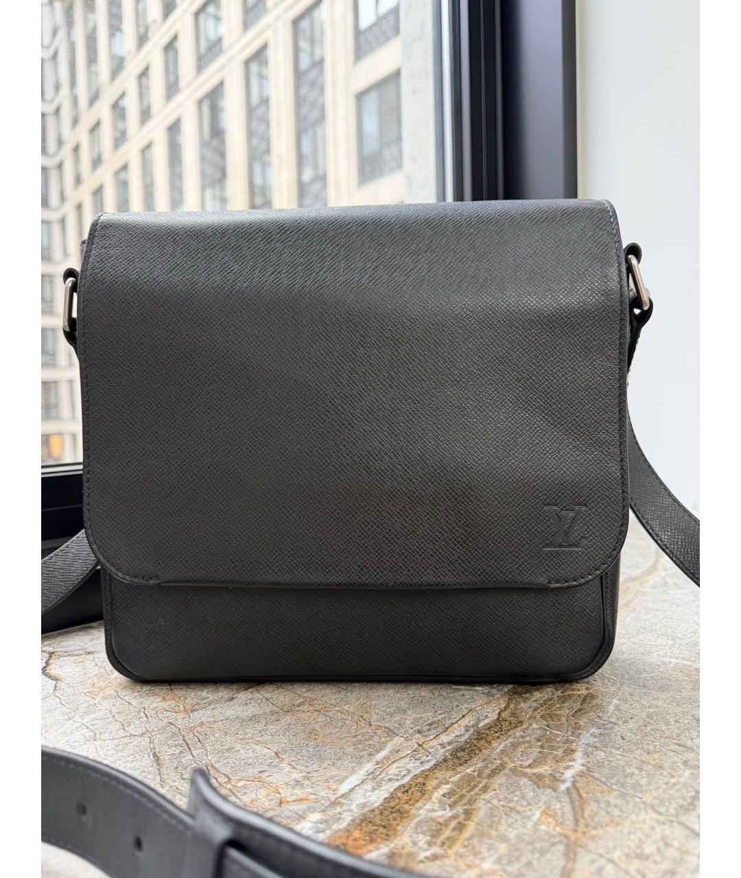 LOUIS VUITTON Черная кожаная сумка через плечо, фото 2