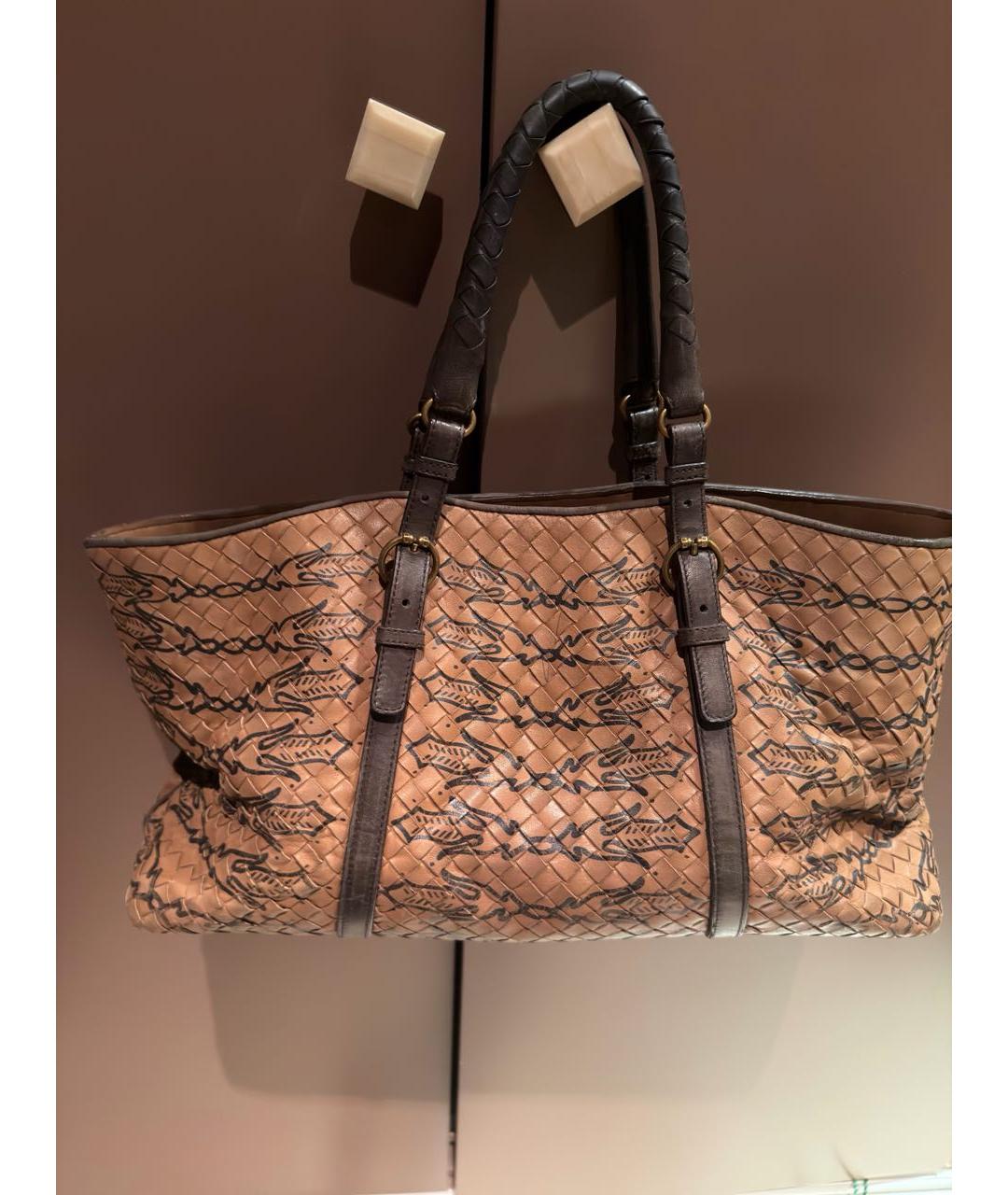 BOTTEGA VENETA Коричневая кожаная сумка тоут, фото 3