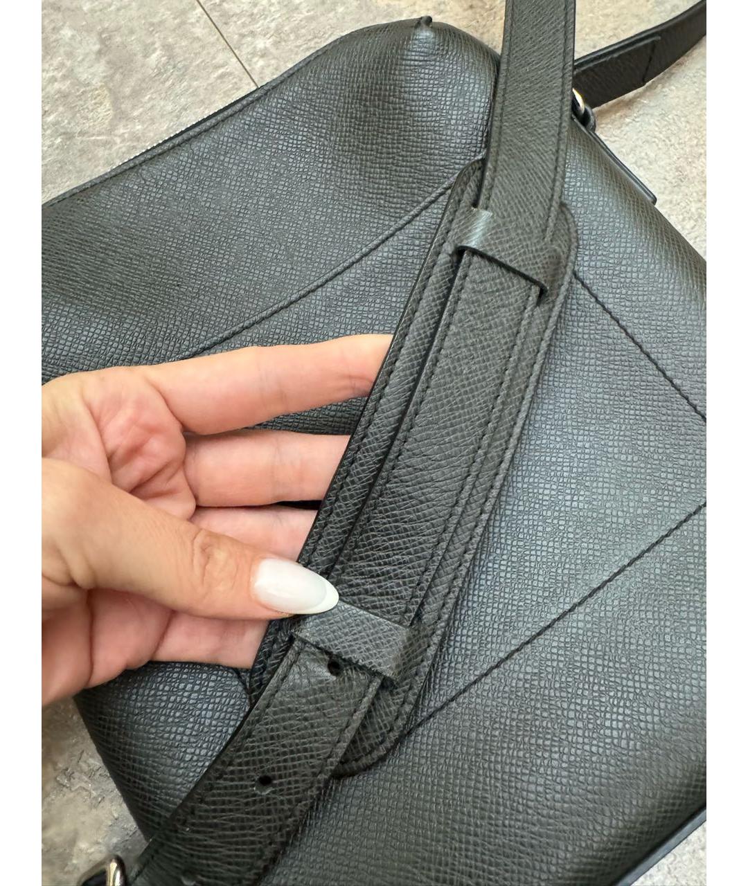 LOUIS VUITTON Черная кожаная сумка на плечо, фото 6