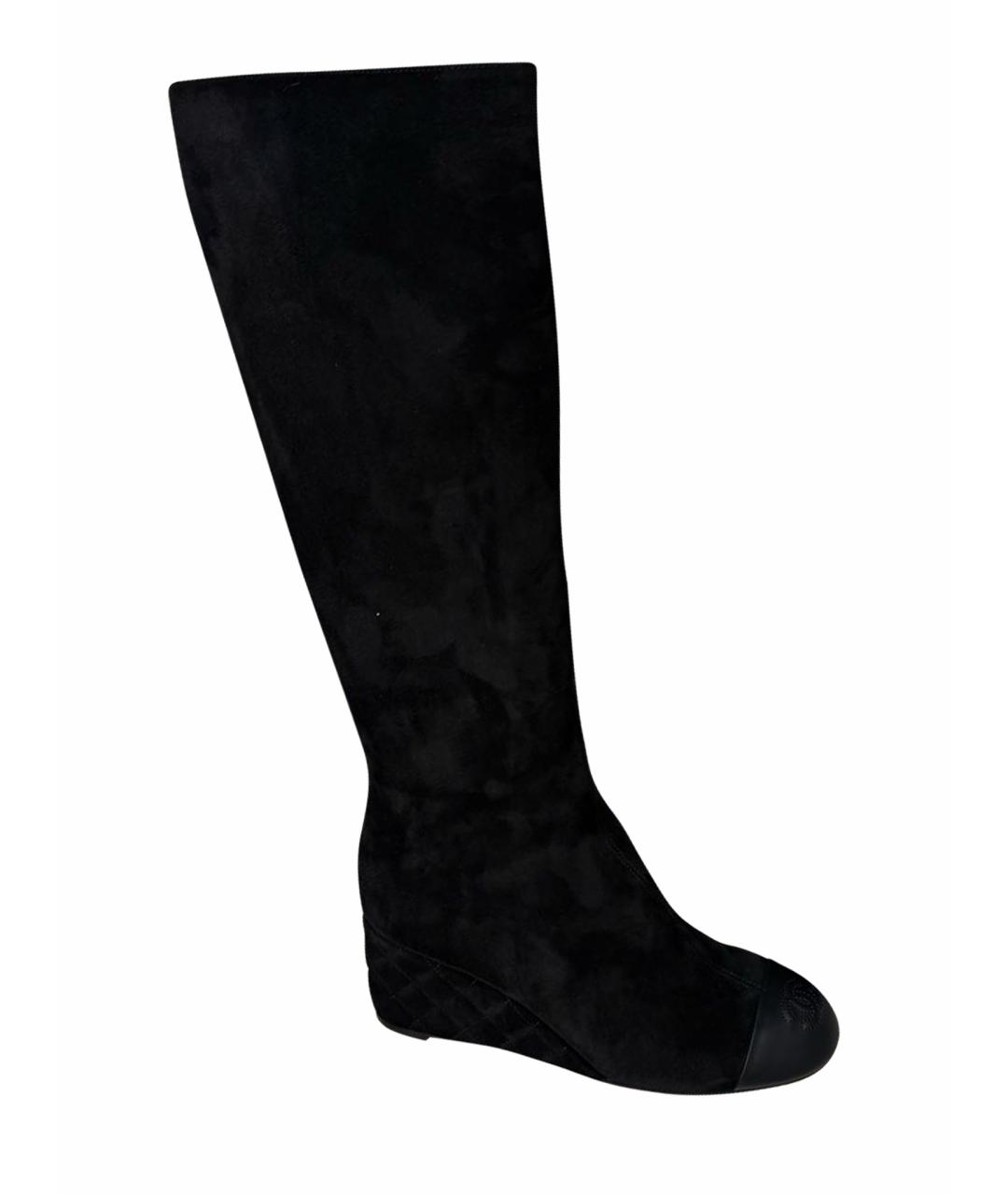 CHANEL Черные замшевые сапоги, фото 1