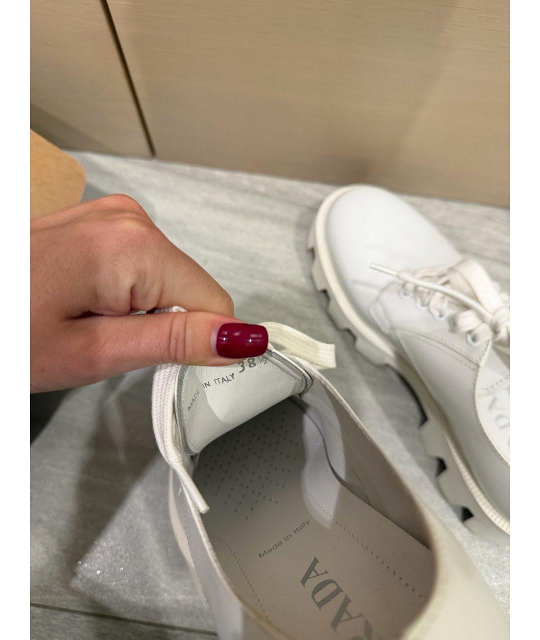 PRADA Белые кожаные брогги и оксфорды, фото 6