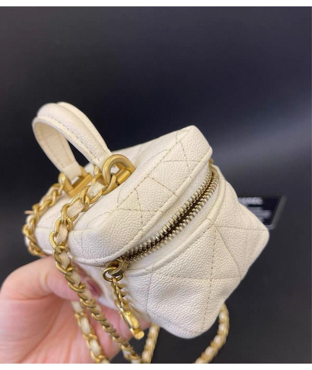 CHANEL Белая кожаная сумка через плечо, фото 4