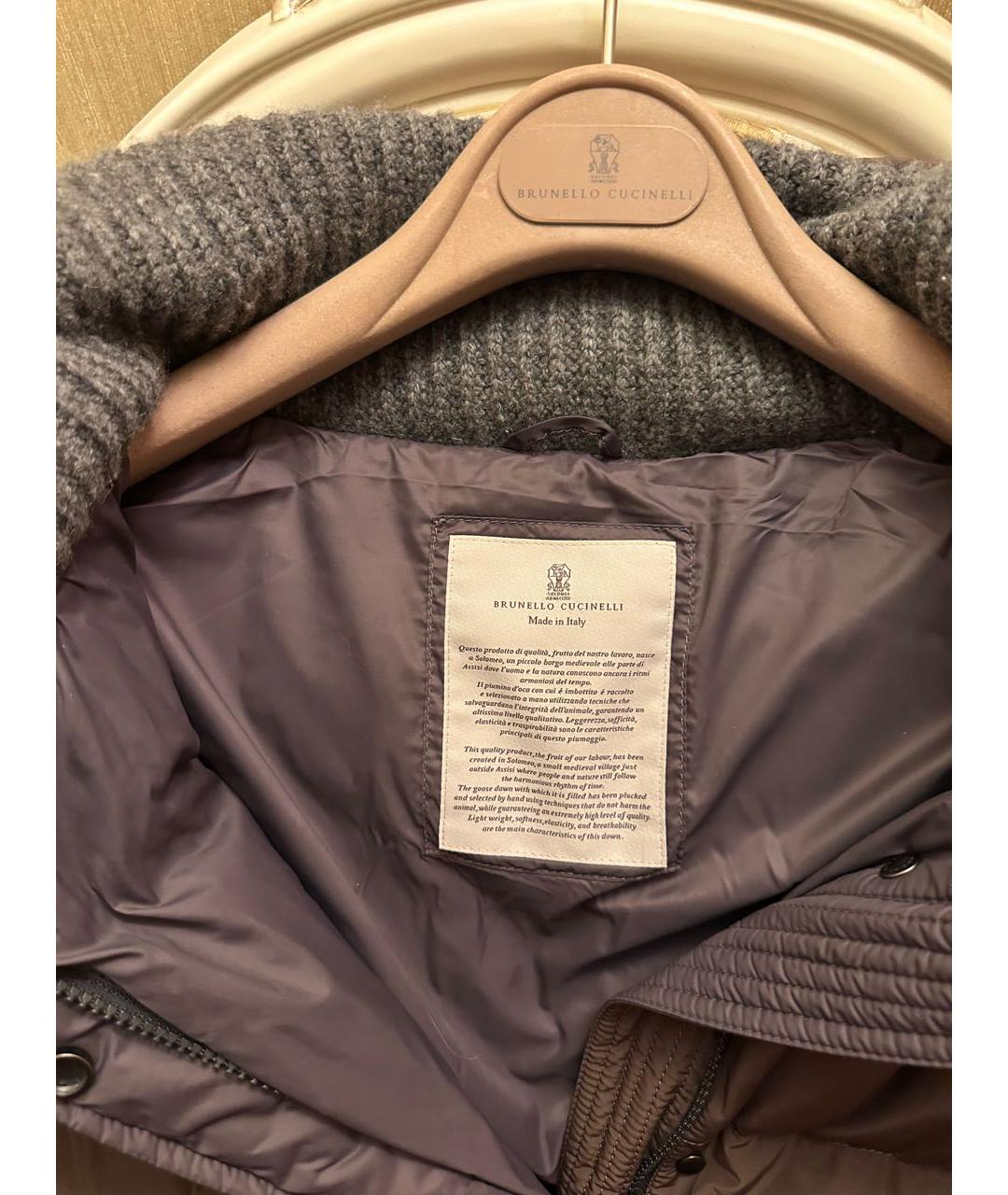 BRUNELLO CUCINELLI Коричневый полиэстеровый пуховик, фото 3