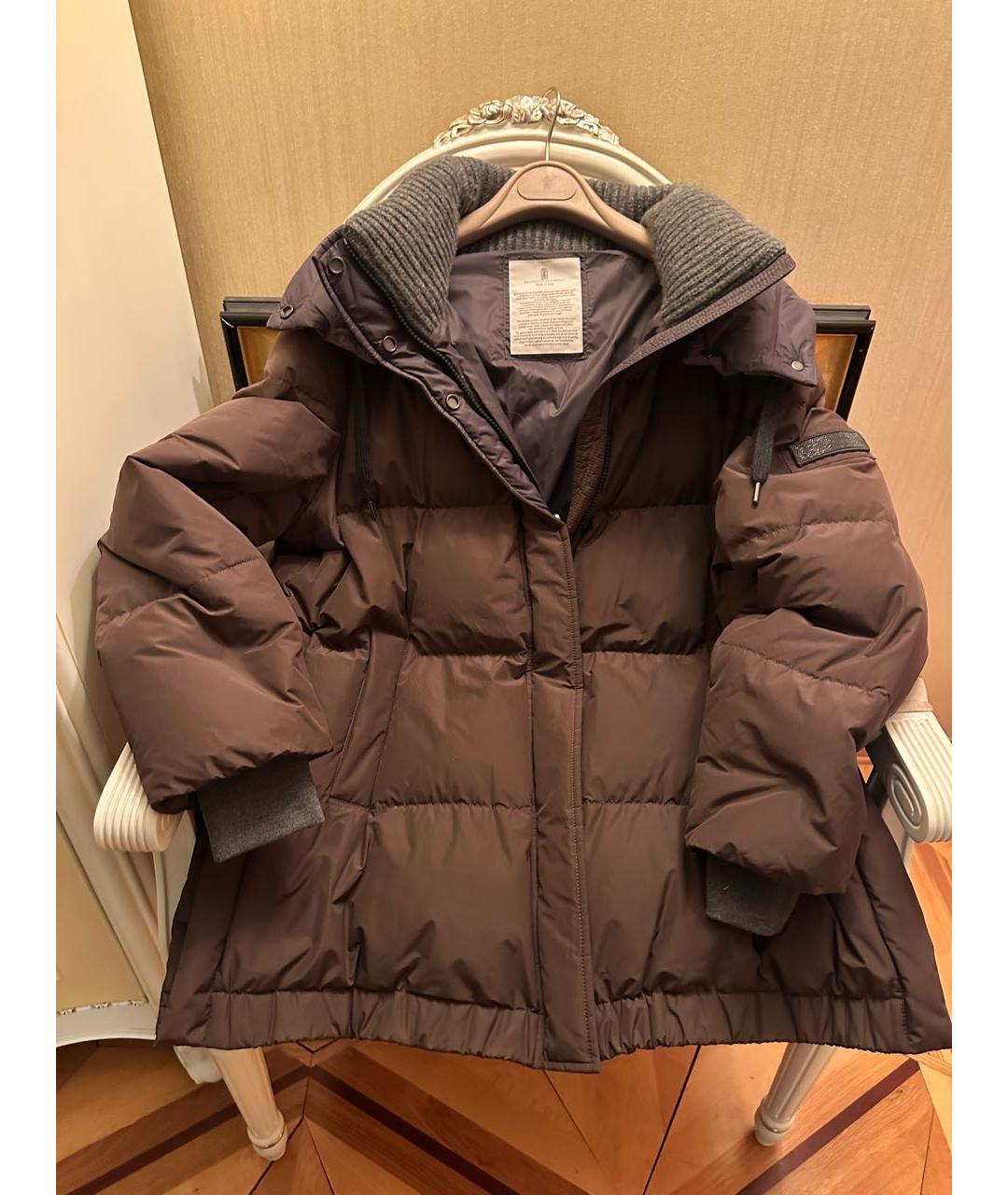BRUNELLO CUCINELLI Коричневый полиэстеровый пуховик, фото 6