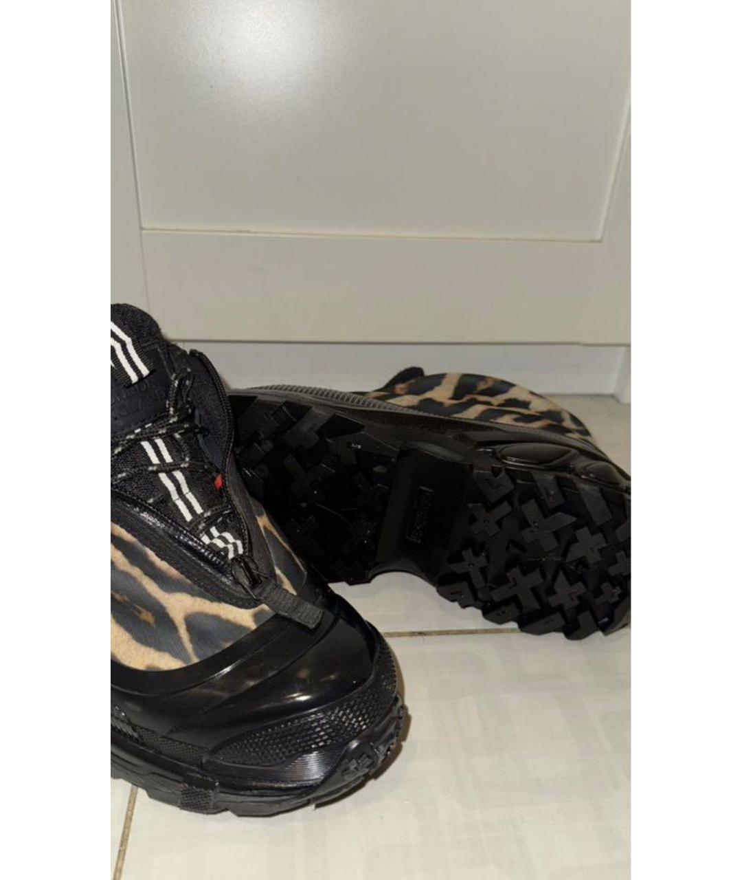 BURBERRY Черные кроссовки из лакированной кожи, фото 2