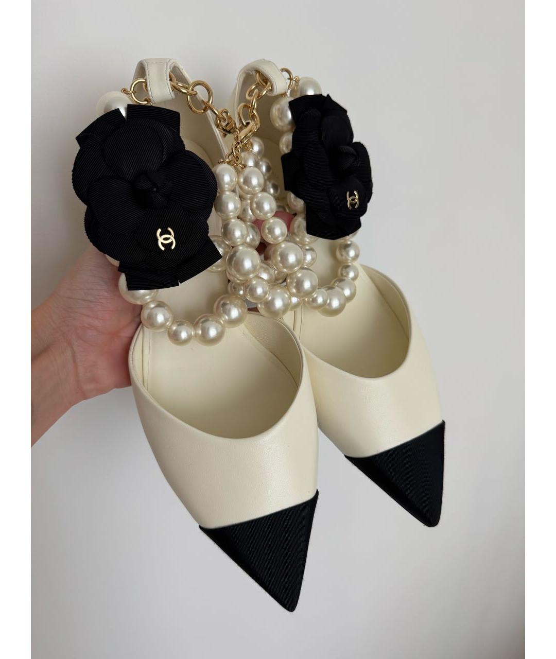 CHANEL Белые кожаные балетки, фото 2