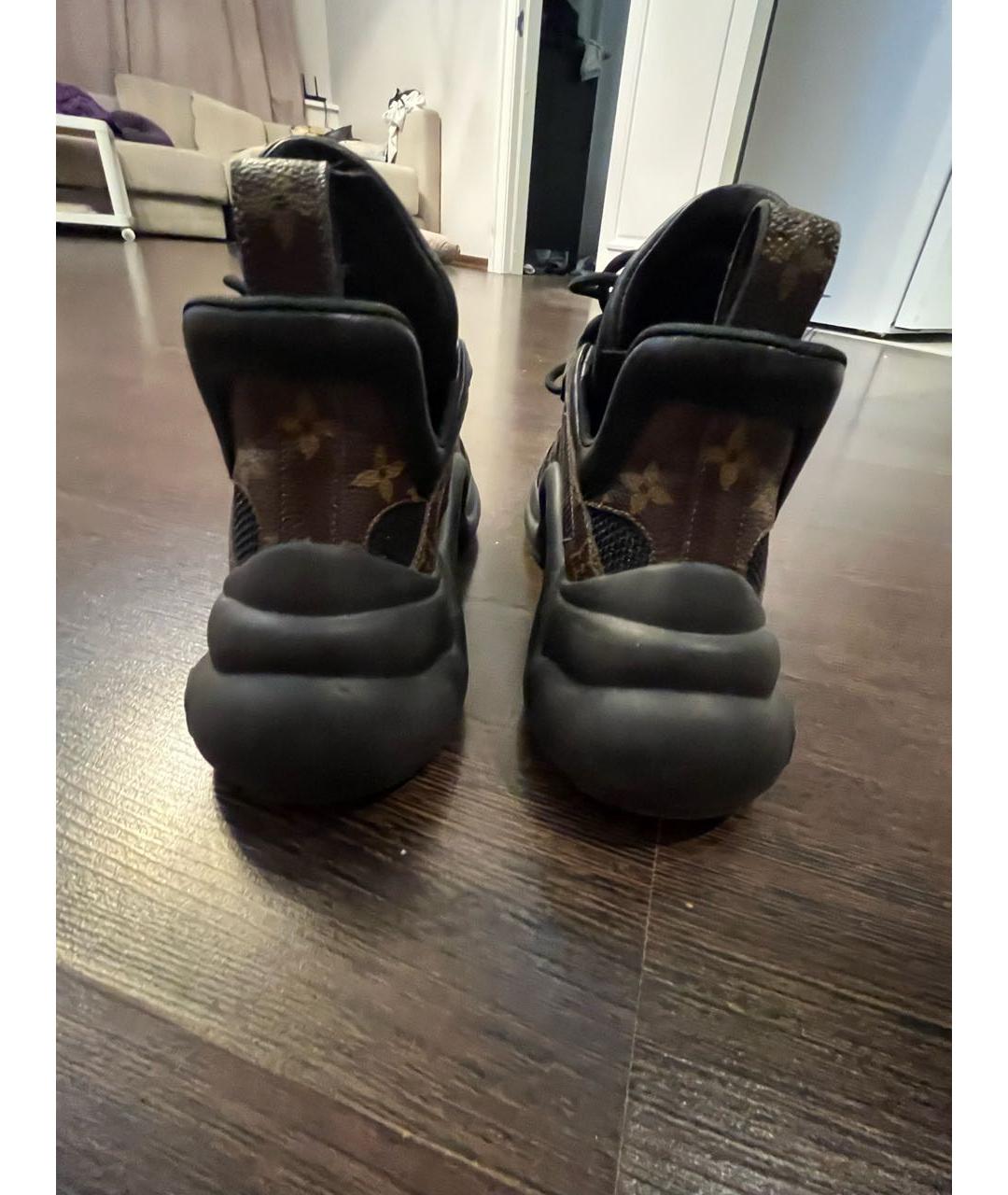 LOUIS VUITTON Коричневые кожаные кроссовки, фото 4