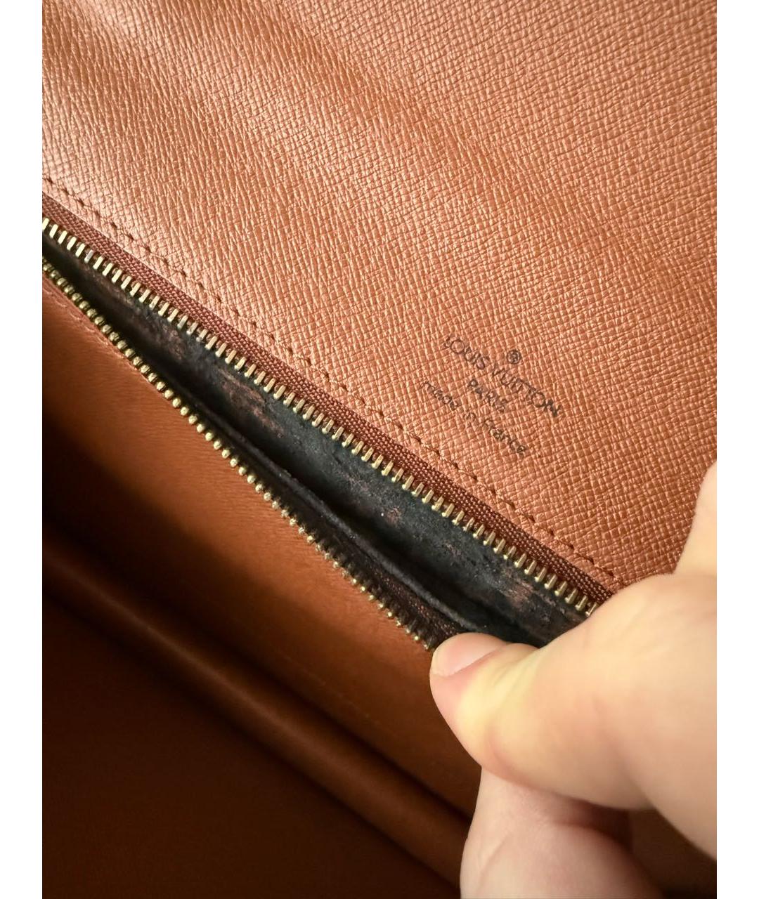 LOUIS VUITTON Коричневая сумка через плечо, фото 8