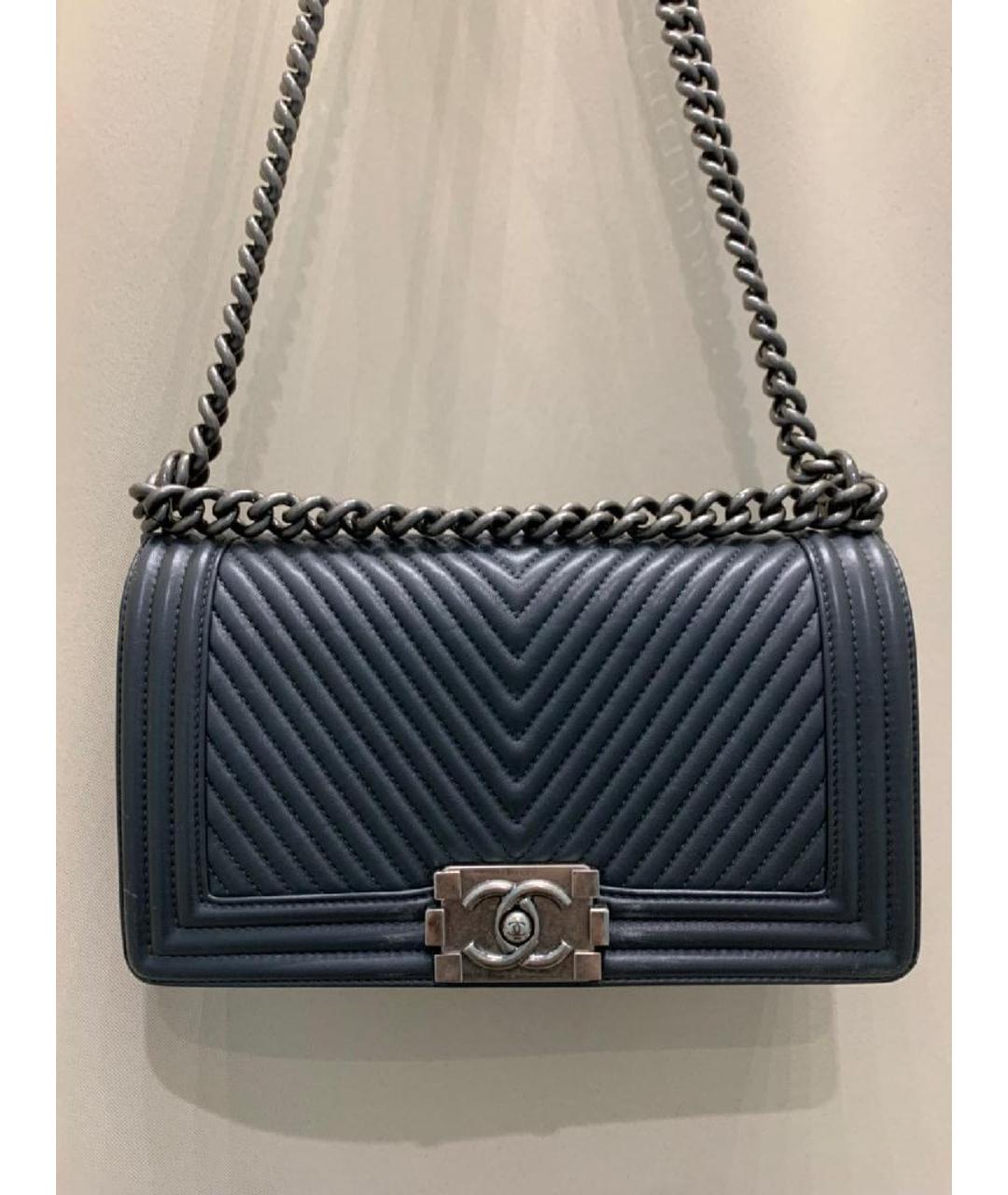 CHANEL Антрацитовая кожаная сумка через плечо, фото 2