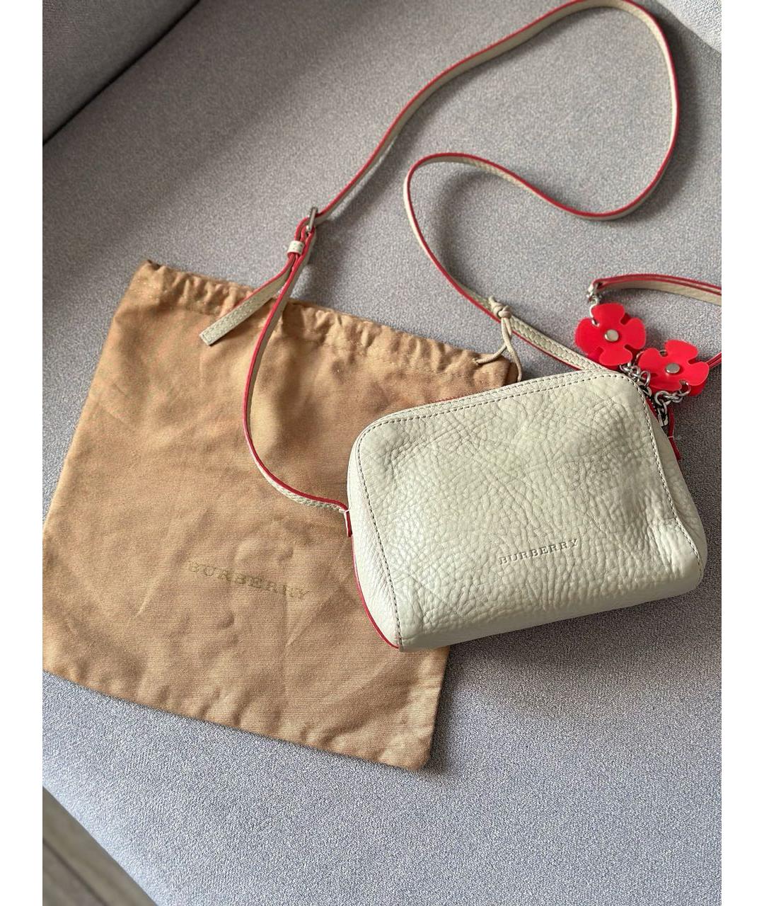 BURBERRY Бежевая кожаная сумка через плечо, фото 2