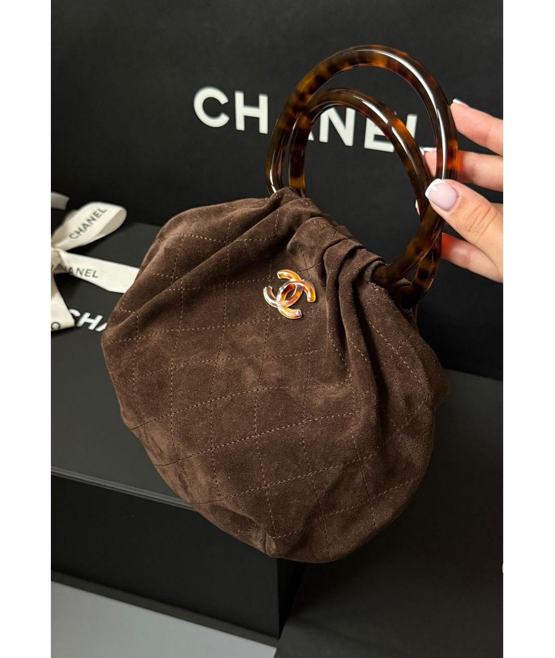 CHANEL Коричневая замшевая сумка с короткими ручками, фото 3