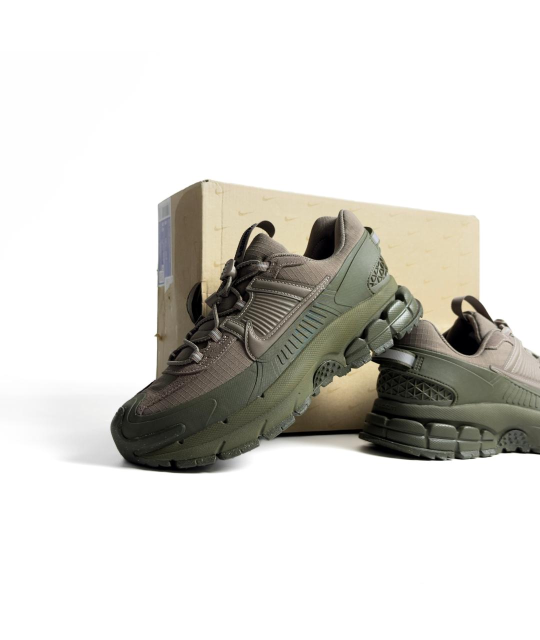 NIKE Коричневые синтетические низкие кроссовки / кеды, фото 3