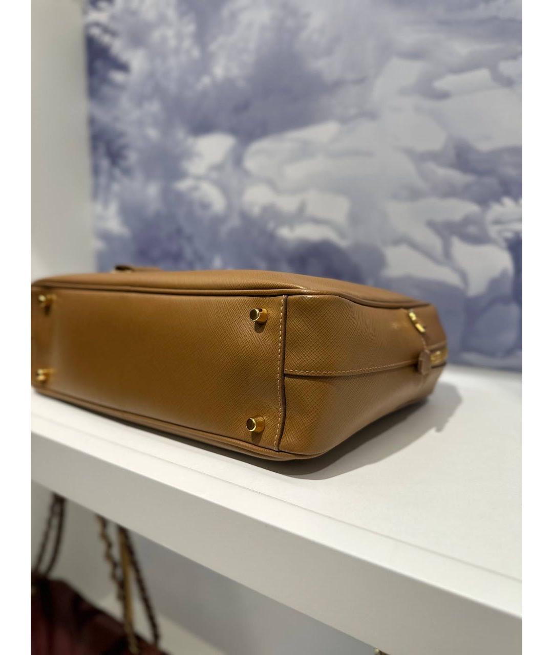 PRADA Коричневая кожаная сумка с короткими ручками, фото 7