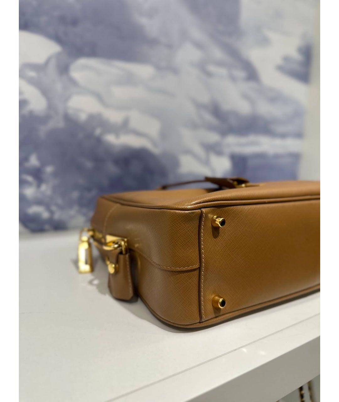 PRADA Коричневая кожаная сумка с короткими ручками, фото 6