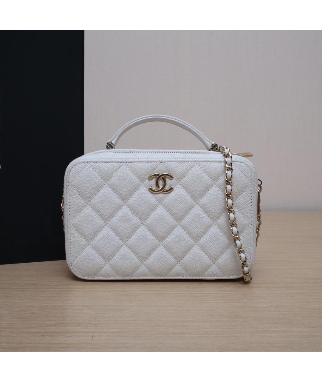 CHANEL Белая кожаная сумка через плечо, фото 2