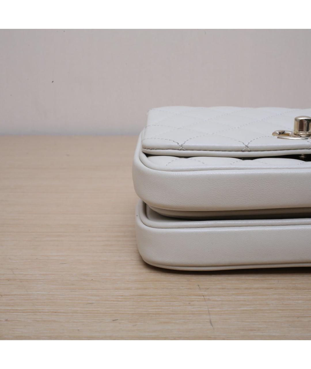 CHANEL Белая кожаная сумка через плечо, фото 9