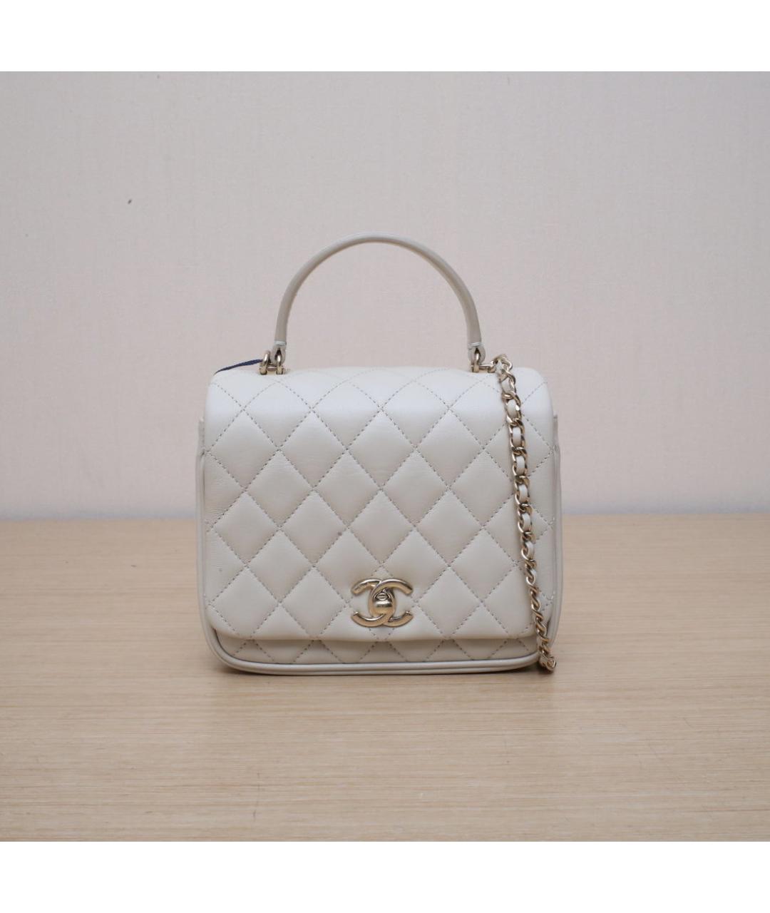 CHANEL Белая кожаная сумка через плечо, фото 3