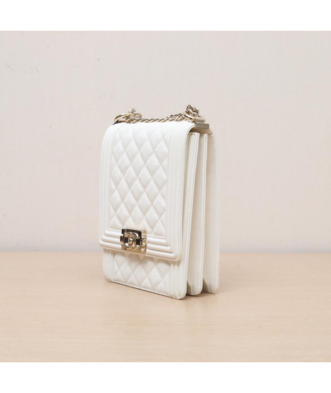 CHANEL Белая кожаная сумка через плечо, фото 4