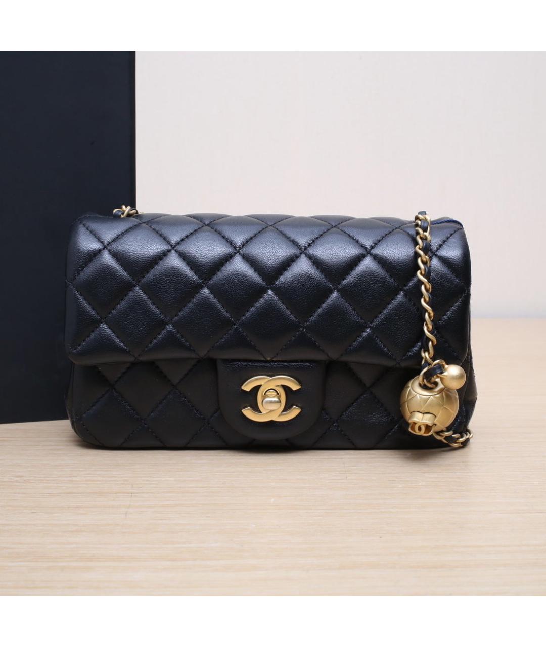 CHANEL Черная кожаная сумка через плечо, фото 2