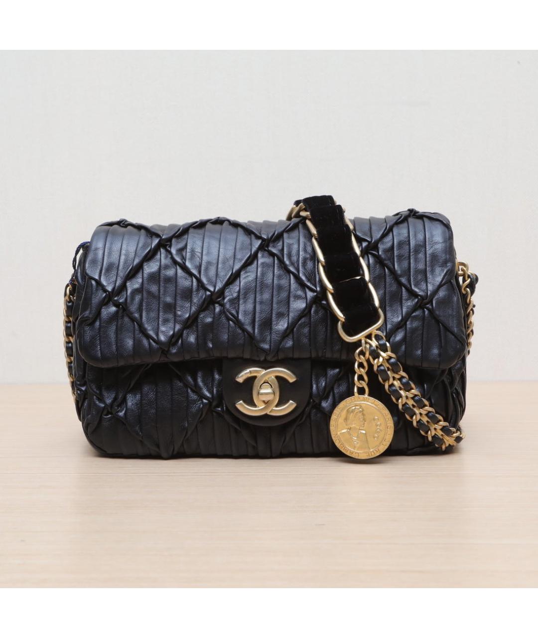 CHANEL Черная кожаная сумка через плечо, фото 3