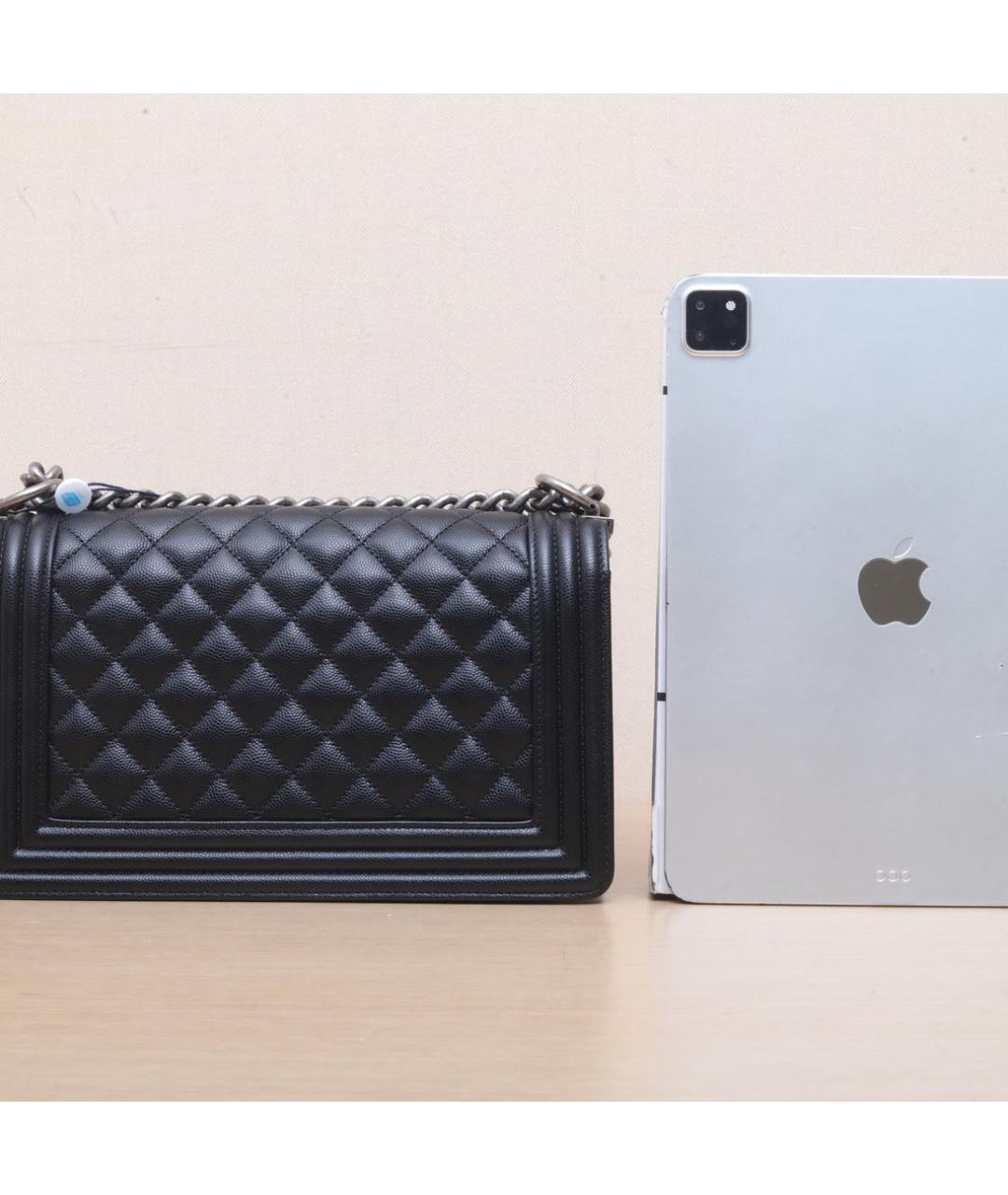 CHANEL Черная кожаная сумка через плечо, фото 7