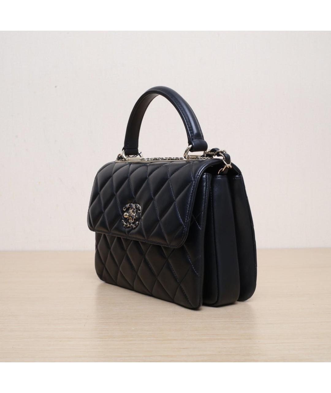 CHANEL Черная кожаная сумка через плечо, фото 4