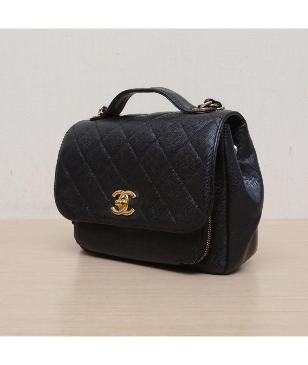 CHANEL Черная кожаная сумка через плечо, фото 4