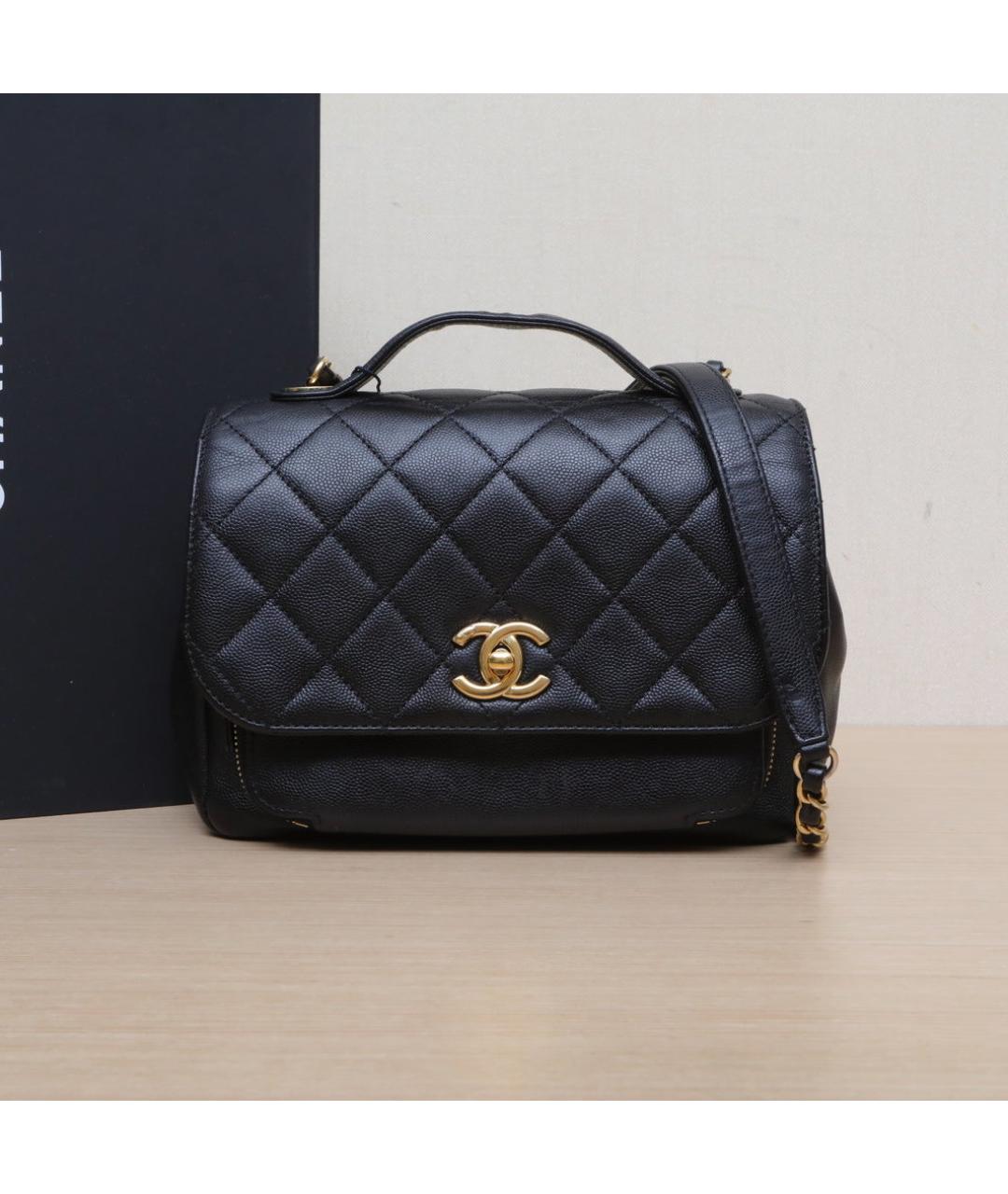CHANEL Черная кожаная сумка через плечо, фото 2