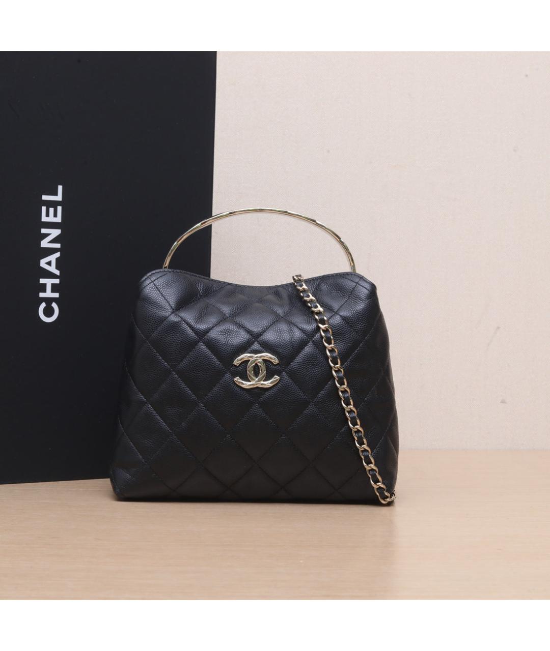 CHANEL Черная кожаная сумка через плечо, фото 2