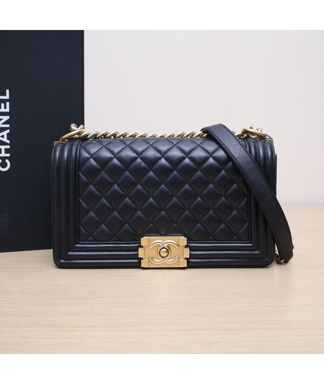 CHANEL Черная кожаная сумка через плечо, фото 2