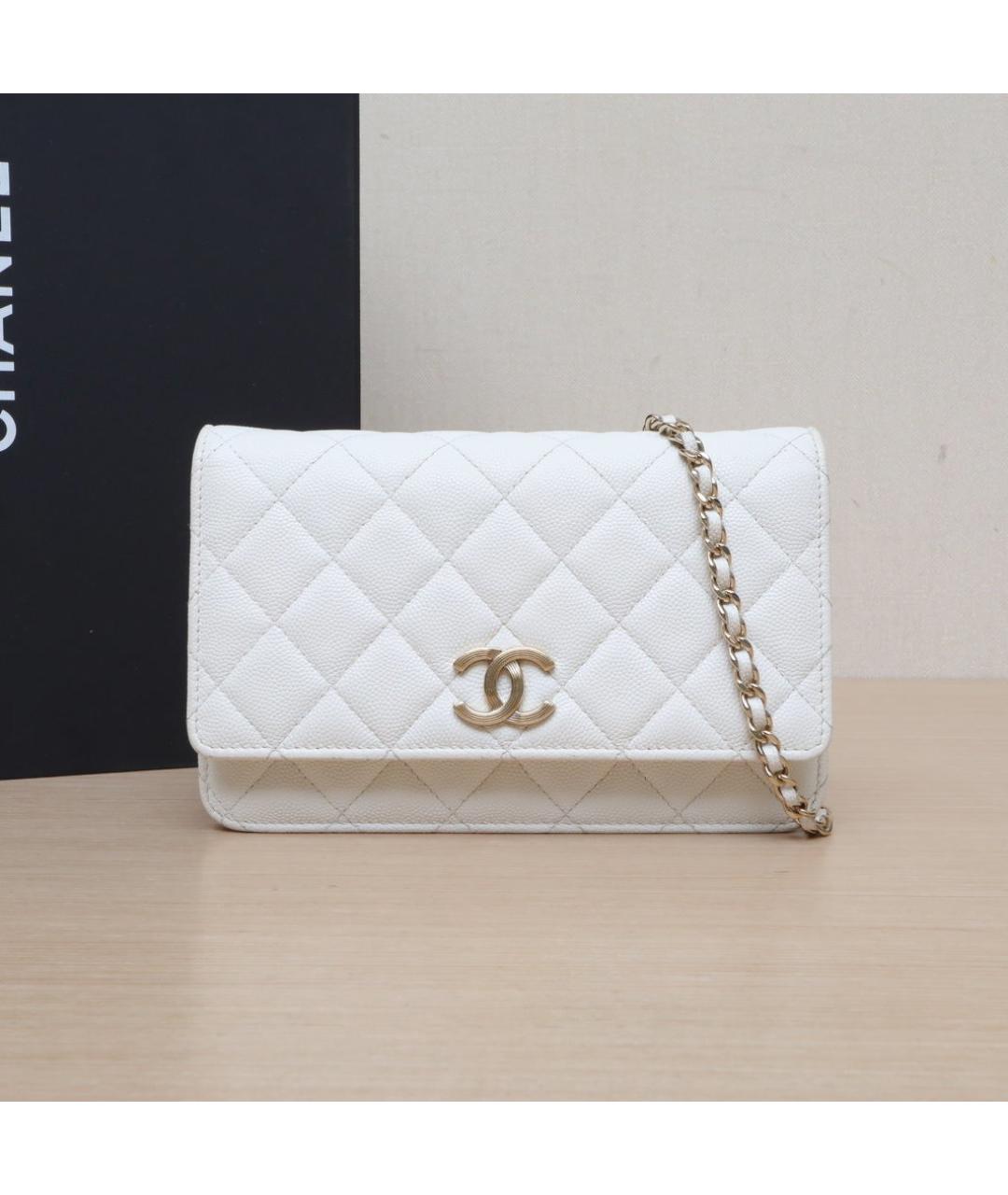 CHANEL Белая кожаная сумка через плечо, фото 2