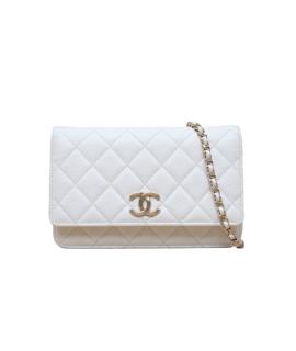 CHANEL Сумка через плечо