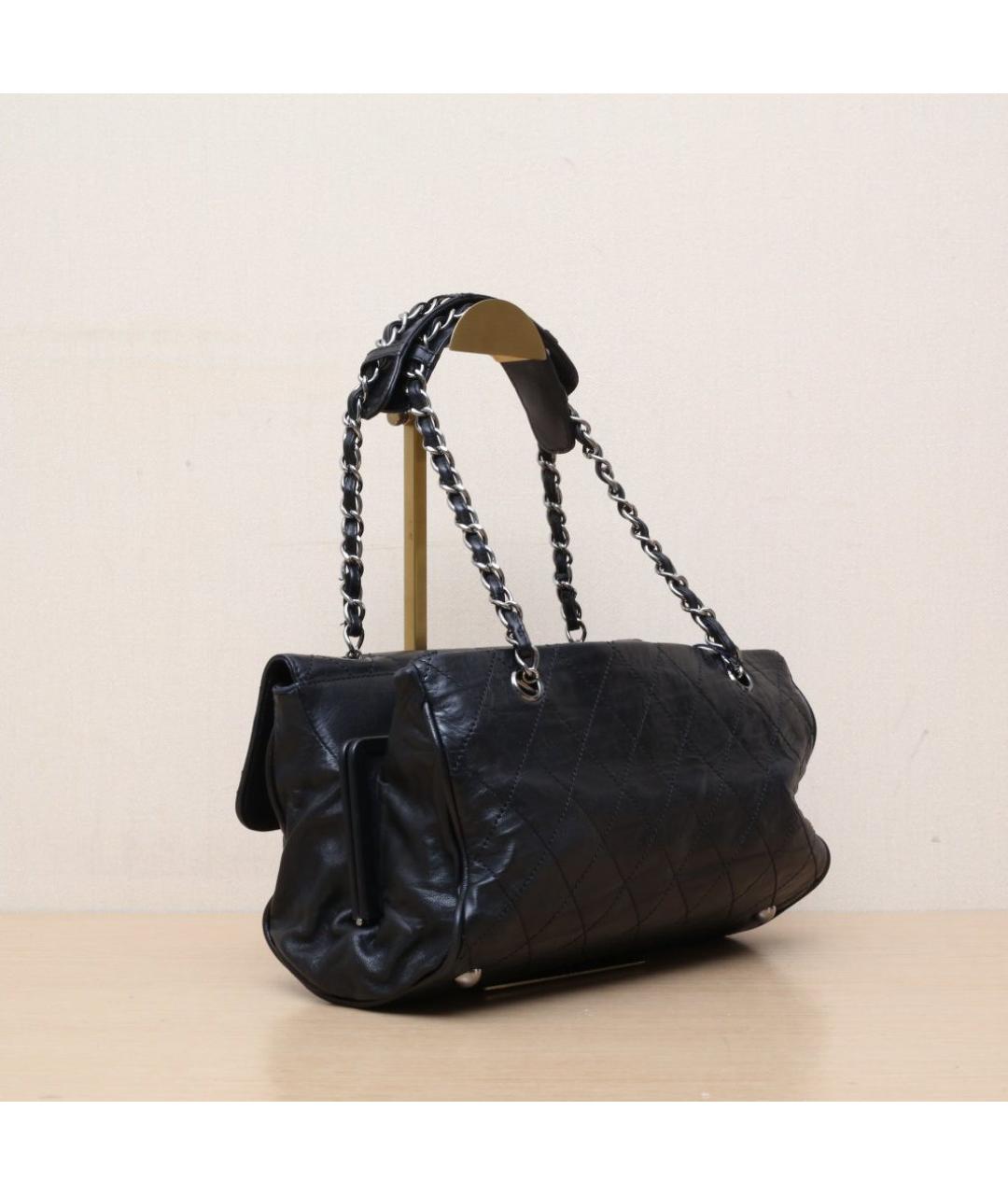 CHANEL Черная кожаная сумка через плечо, фото 6