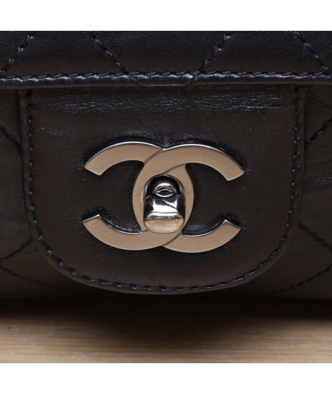 CHANEL Черная кожаная сумка через плечо, фото 8