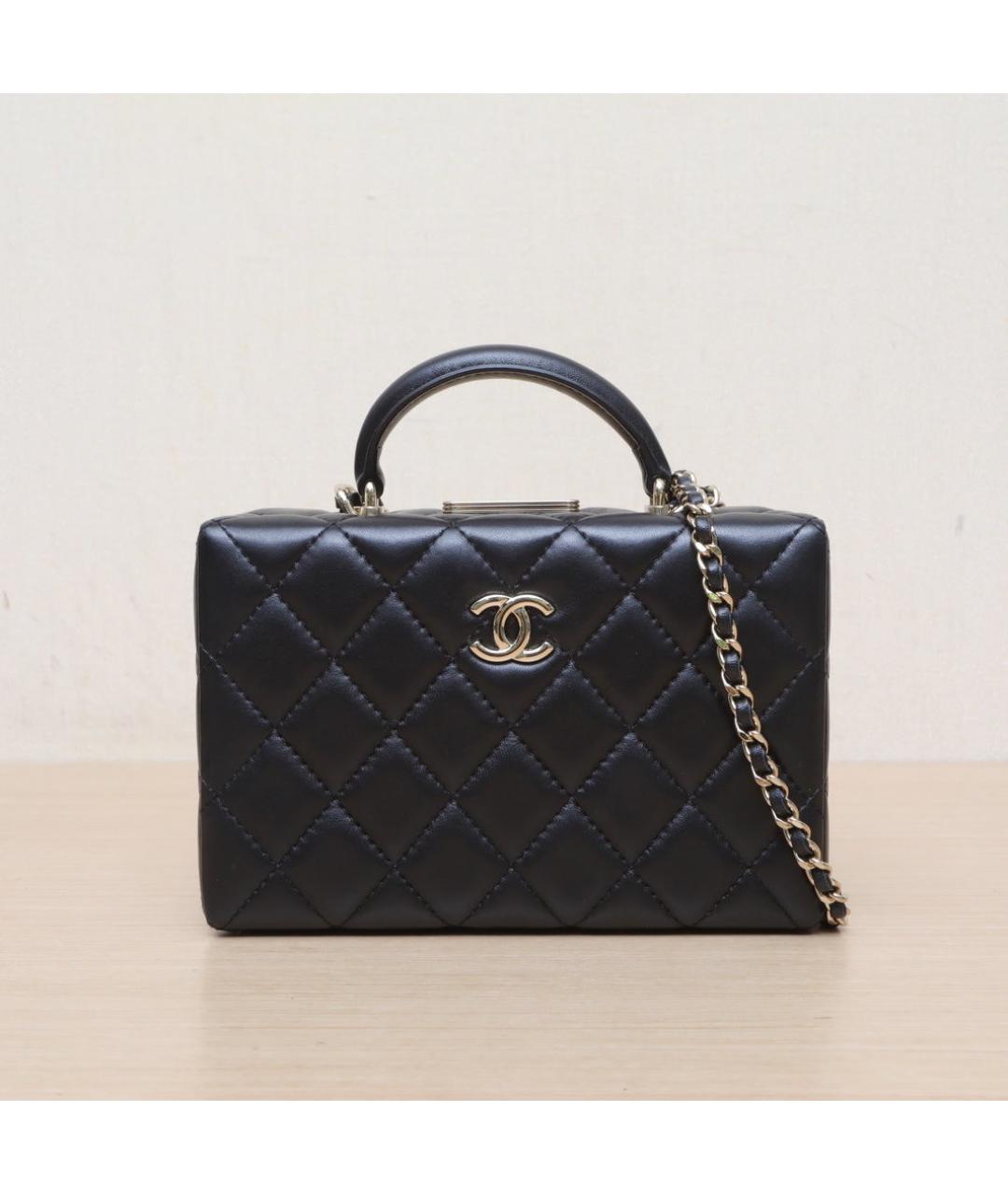 CHANEL Черная кожаная сумка через плечо, фото 3