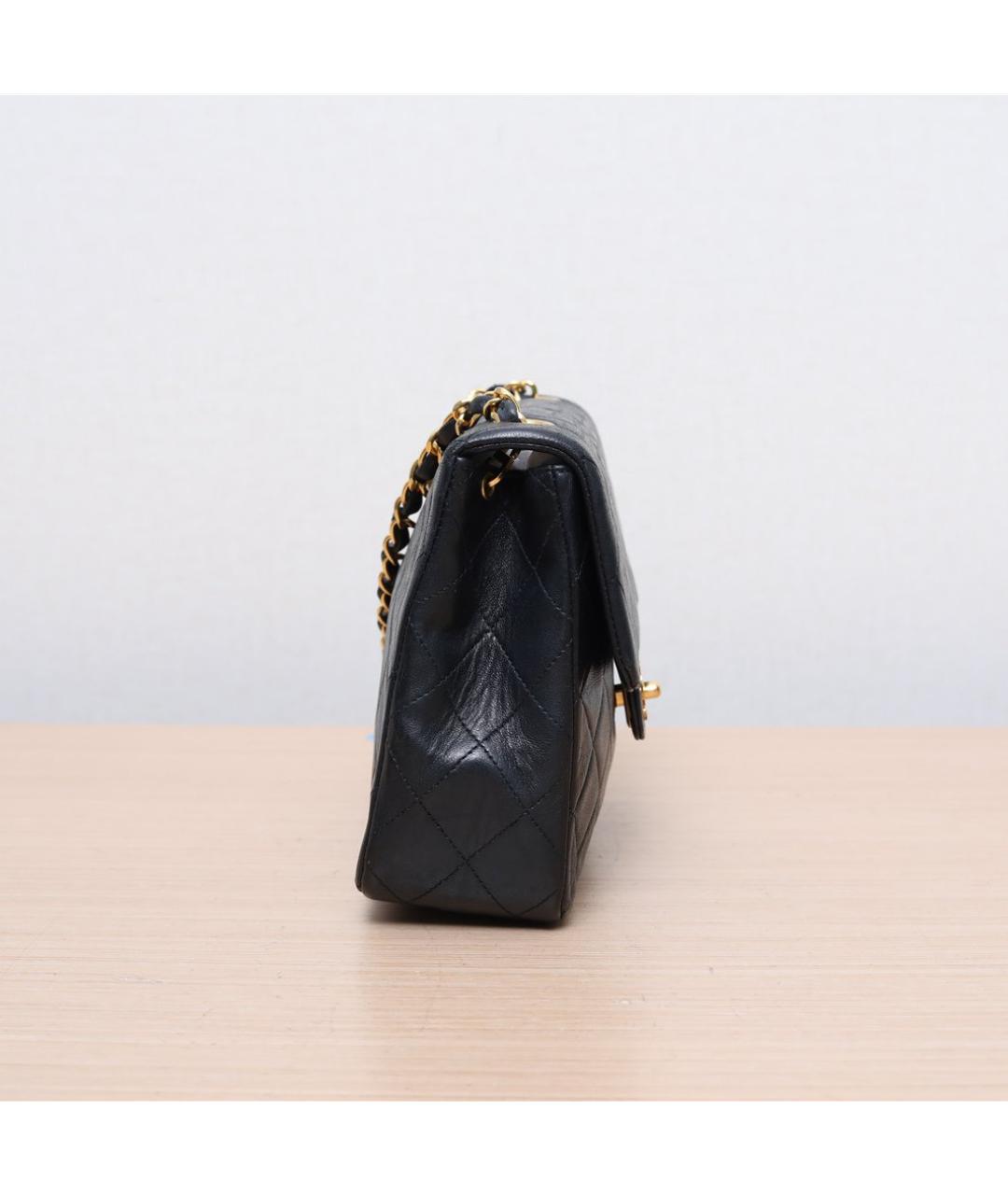 CHANEL Черная кожаная сумка через плечо, фото 4