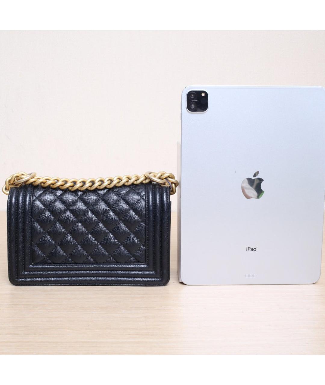 CHANEL Черная кожаная сумка через плечо, фото 7