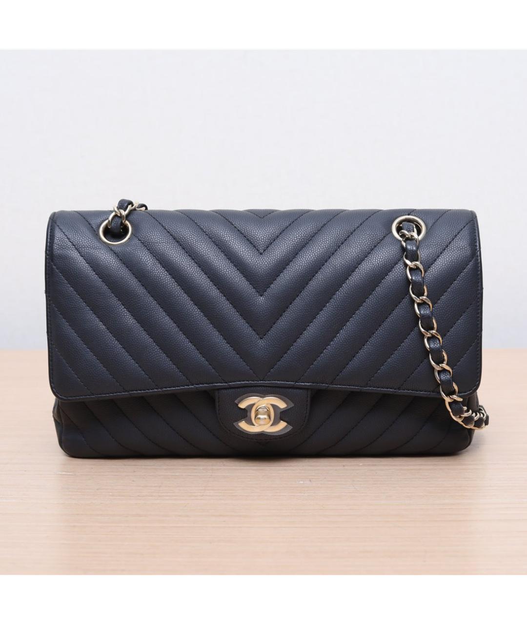 CHANEL Черная кожаная сумка через плечо, фото 3