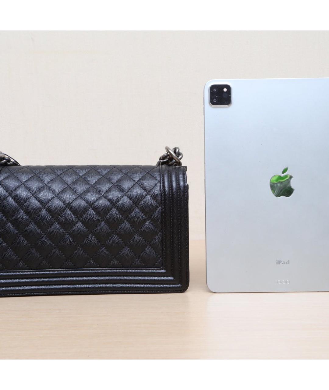 CHANEL Черная кожаная сумка через плечо, фото 7