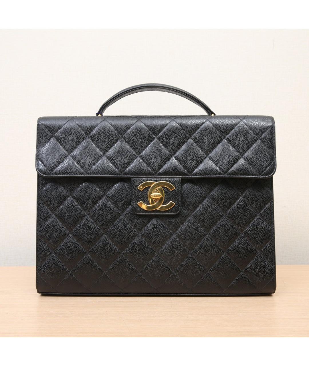 CHANEL Черная кожаная сумка с короткими ручками, фото 2