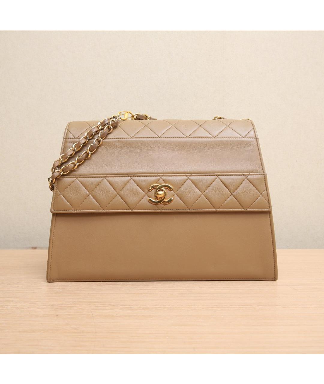 CHANEL Коричневая кожаная сумка через плечо, фото 2