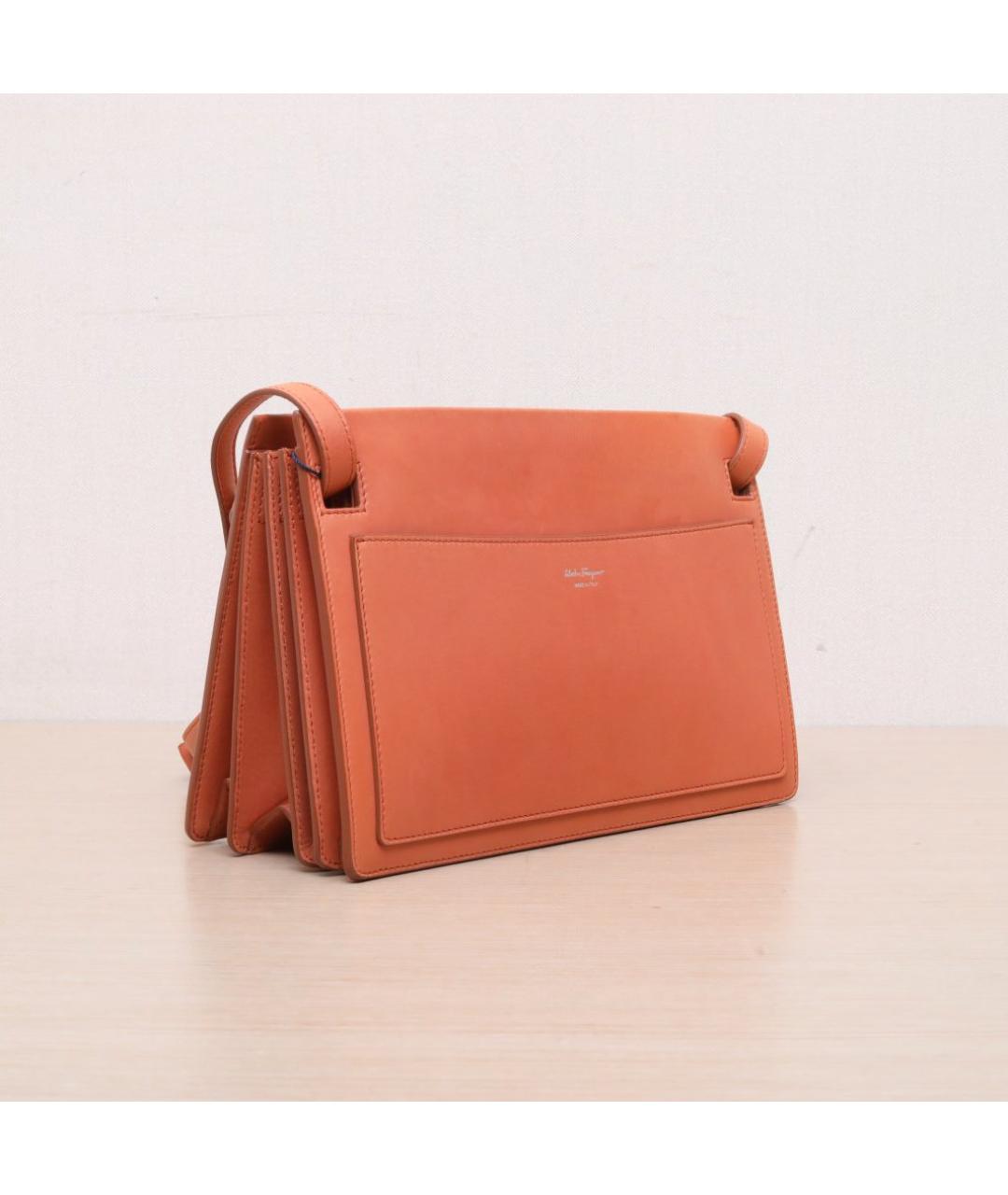 FERRAGAMO Оранжевая кожаная сумка через плечо, фото 6