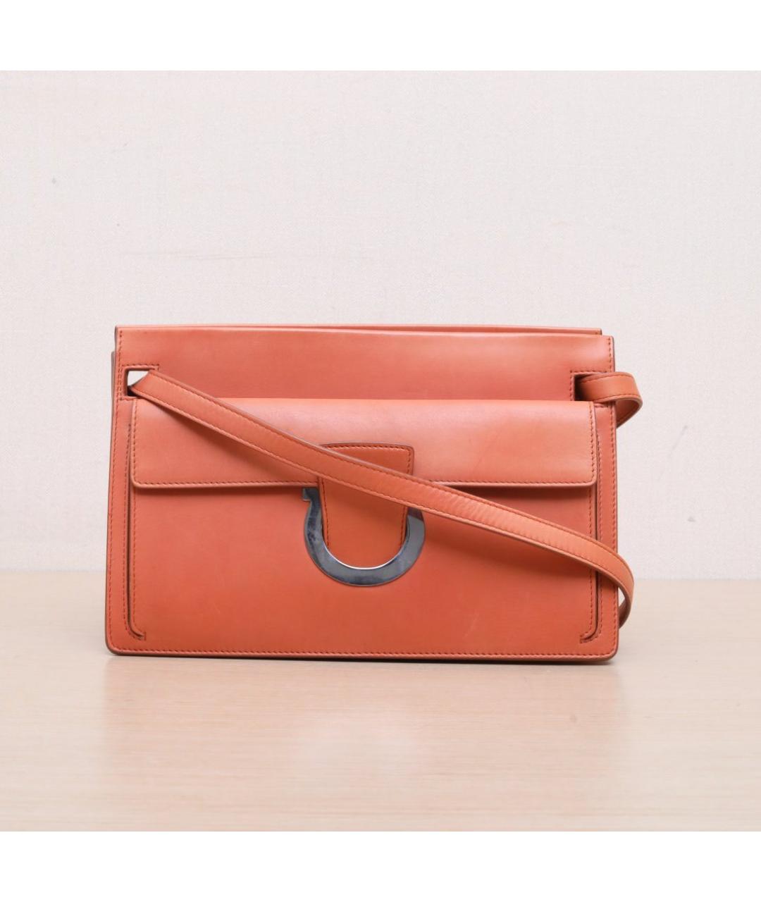 FERRAGAMO Оранжевая кожаная сумка через плечо, фото 3