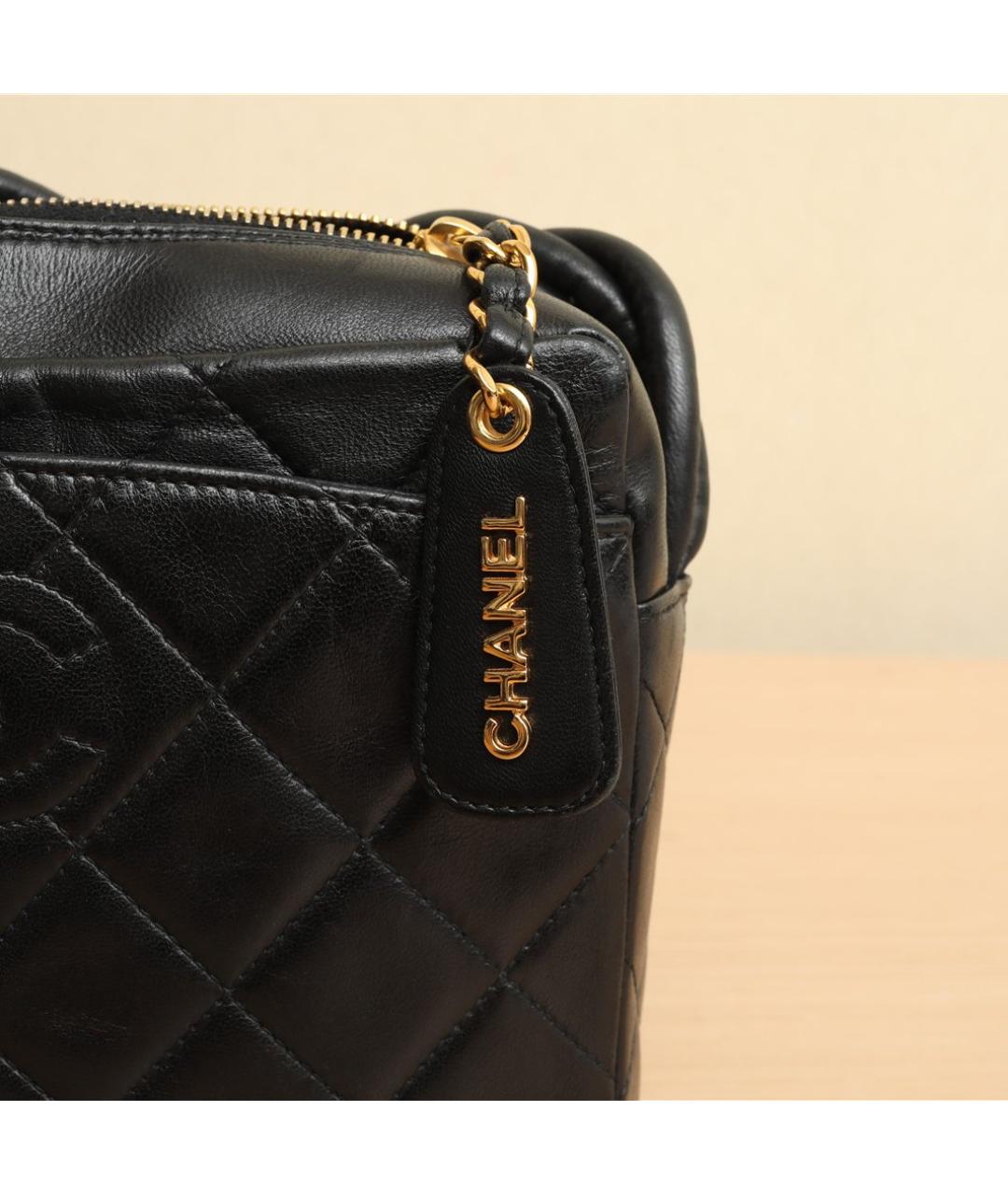 CHANEL Черная кожаная сумка через плечо, фото 8